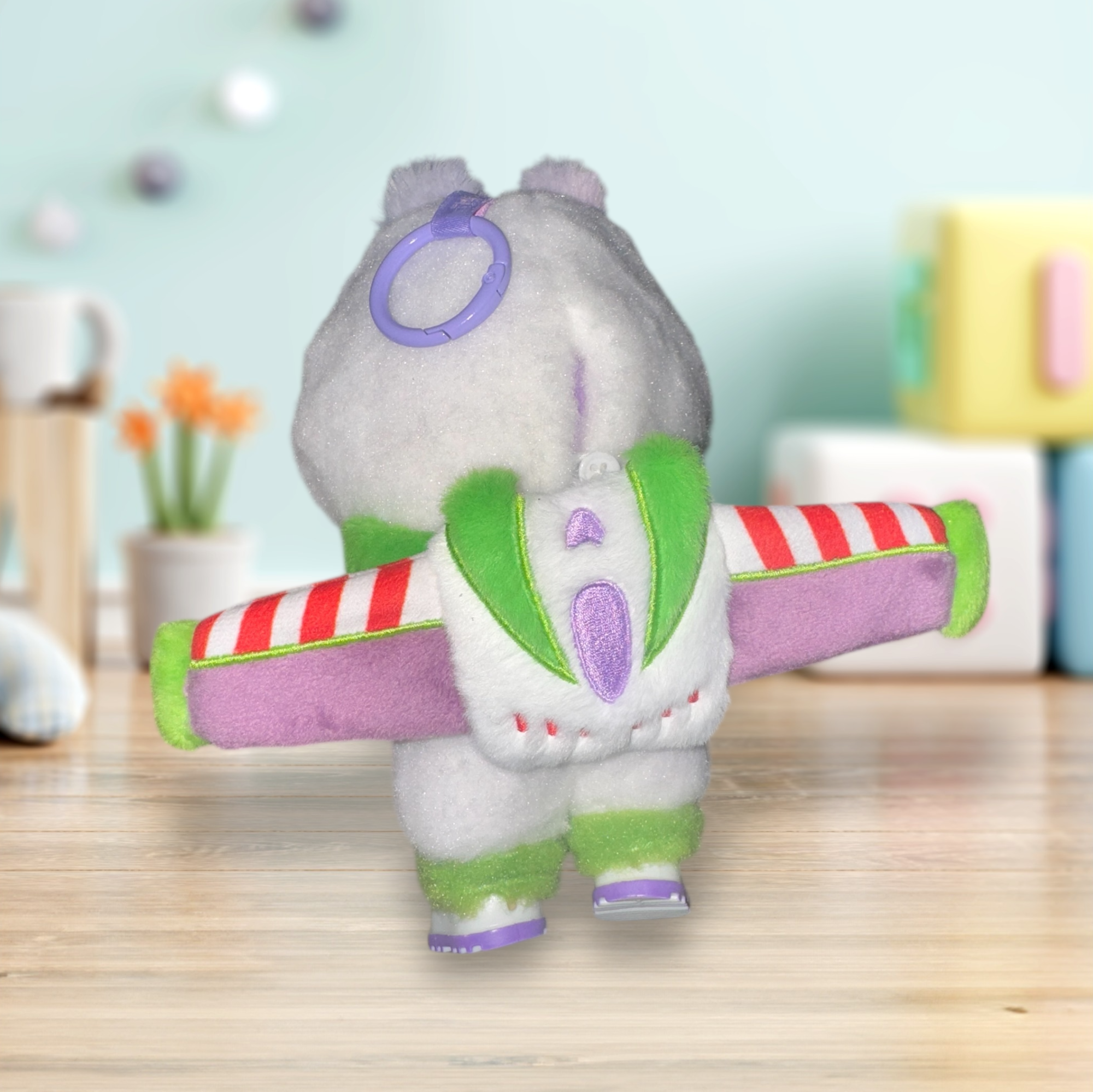 4 Themed Costumes (Cowboy, Space Ranger, Dino, Three-Eyed Alien)